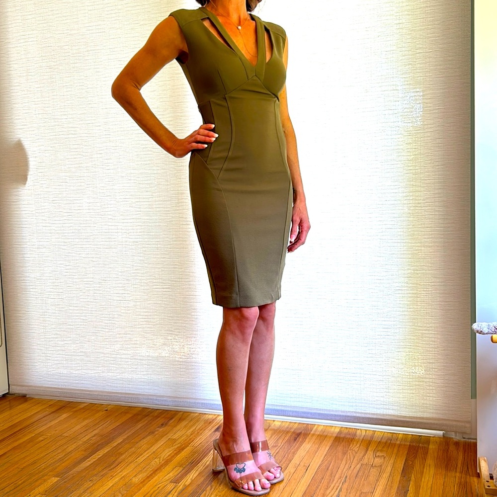 Bebe military olive green midi dress, new with tag, xs